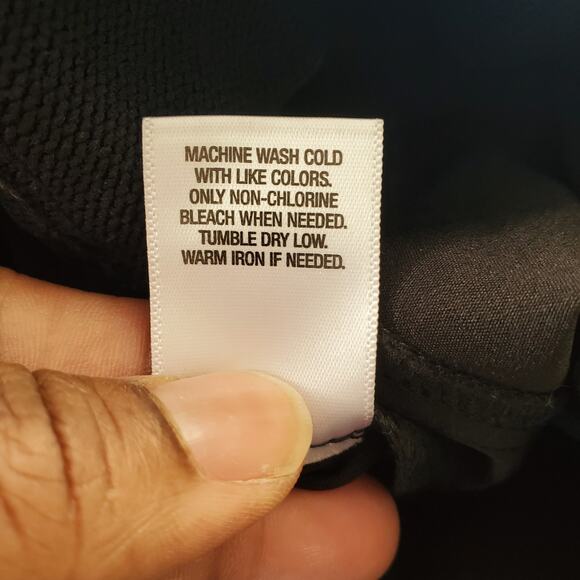 Roz & Ali Black Classic Fit Ankle Pants Size 12 NWT - Picture 8 of 8